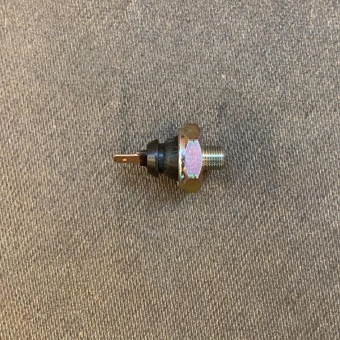 Hovedbilde MB10A Oljetrykksbryter